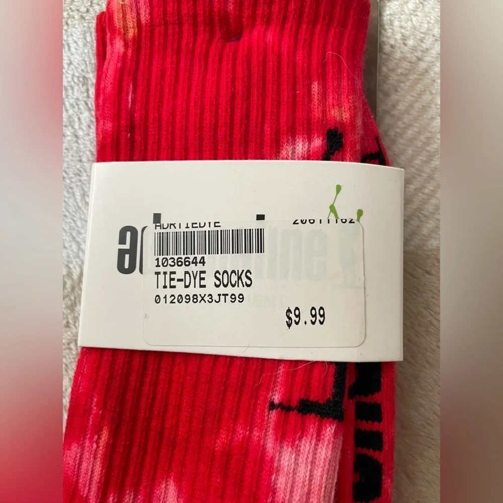 Adrenaline Movement NWT Red Tie-Dye Socks One Size